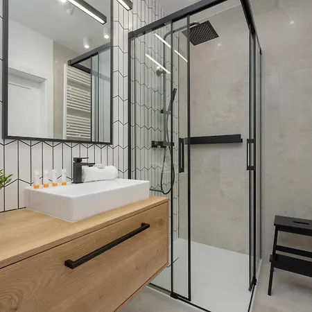 Deluxe Traugutta Sauna & Fitness By Renters * Wroclaw